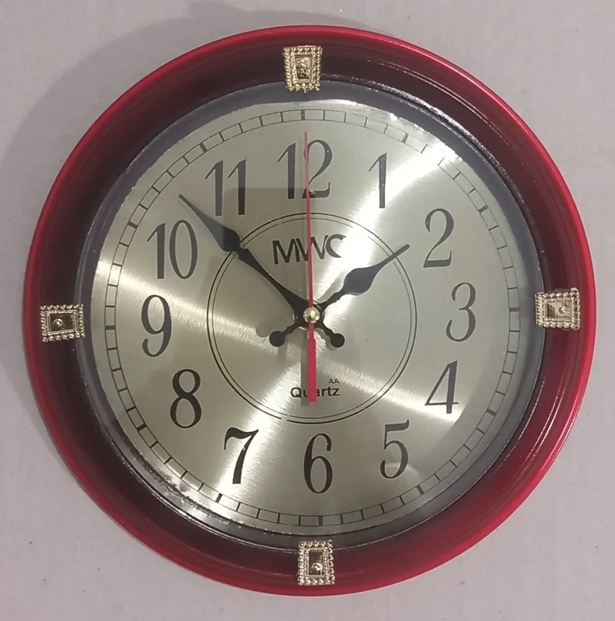 Elegant 10-Inch Red & Silver Wall Clock